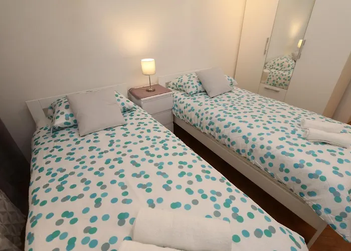 Apartment Mira Lapad